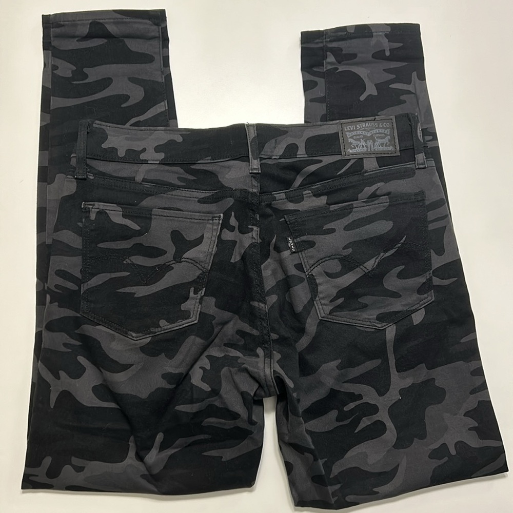 Levi’s 711 skinny black and gray camouflage jeans size 29. Excellent condition. - Picture 3 of 8
